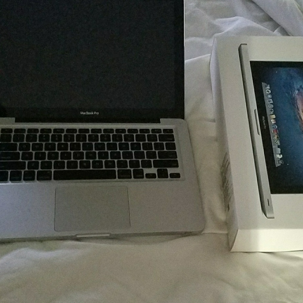 MacBook pro 13 inch 2012
