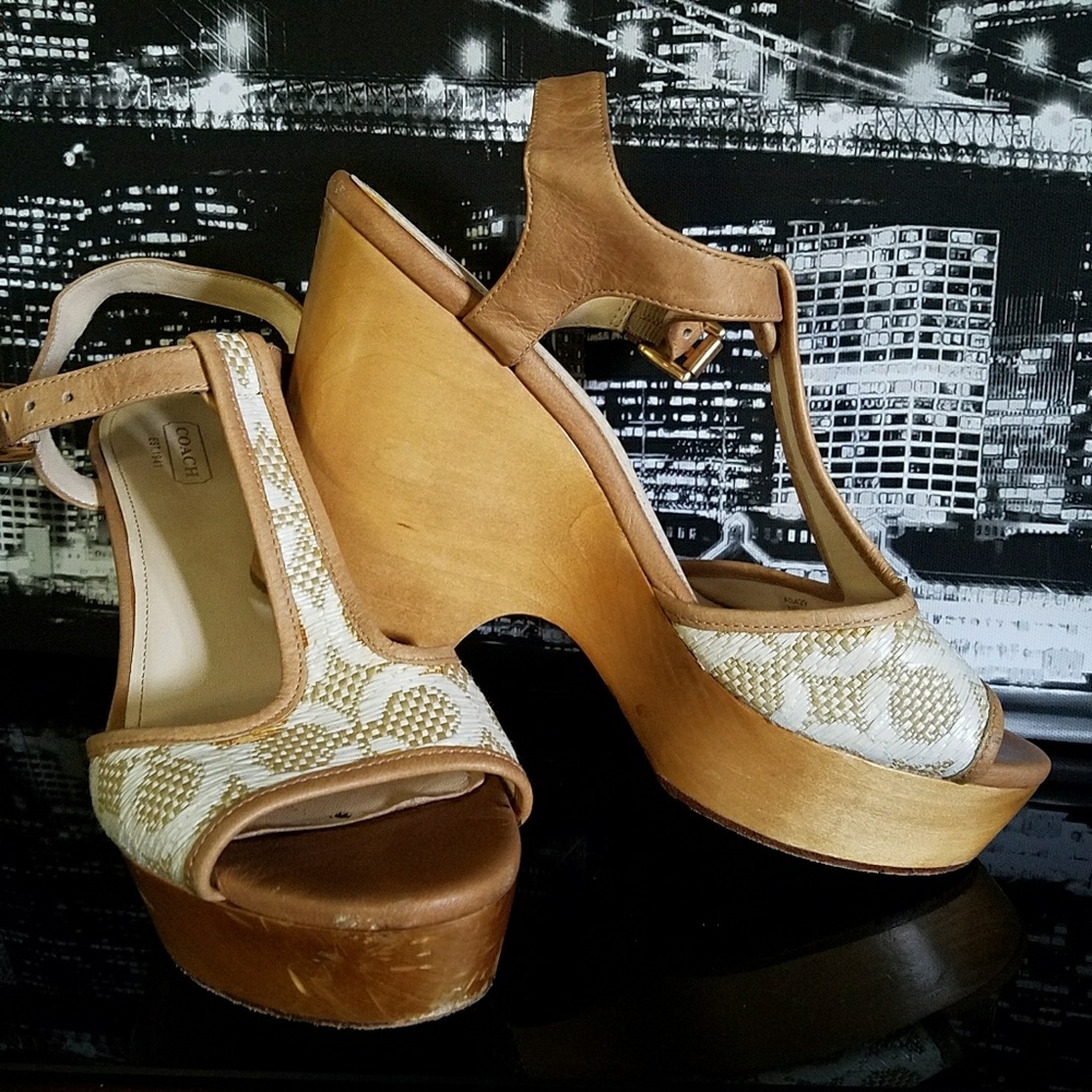 Coach "Nelly"  platform sandles