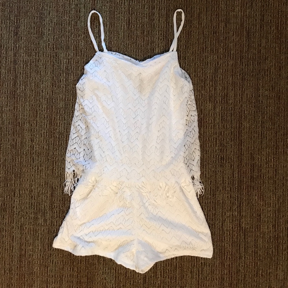 Lemon Kiss Romper... Size Medium