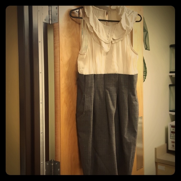 Creme and grayish BCBG dress - Picture 2 of 5