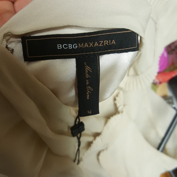 Creme and grayish BCBG dress - Picture 4 of 5