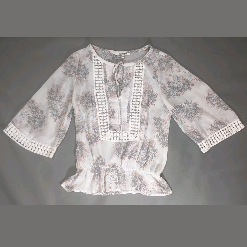 Daniel Rainn Blouse Size Small Sheer