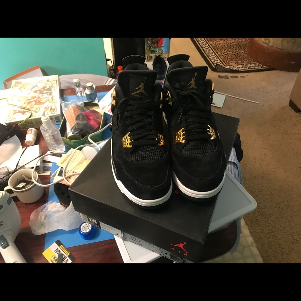 Air Jordan 4 royalty sz 14