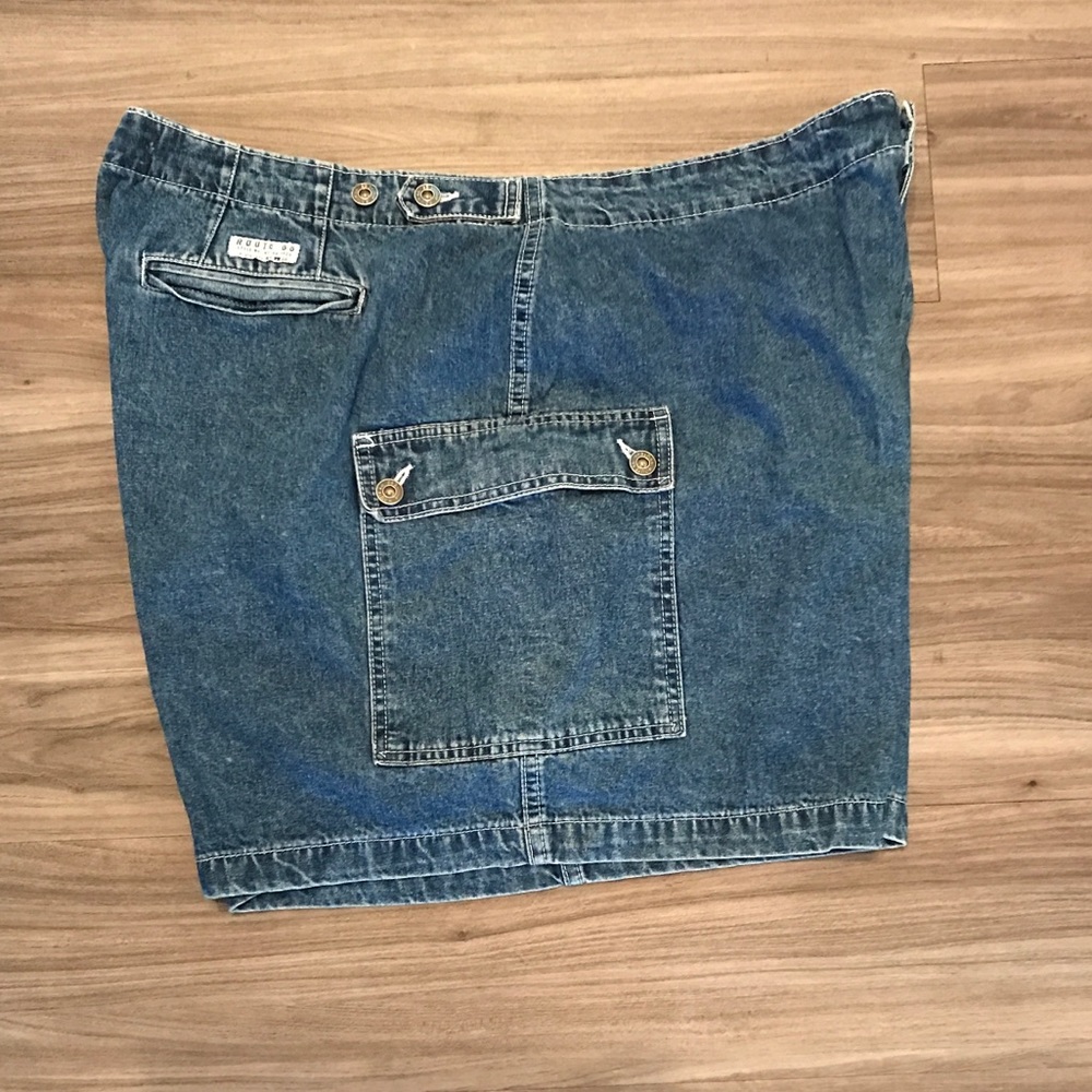 Woman’s Route 66 dark blue jean shorts.