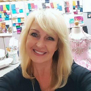 Meet your Posher, Andrea