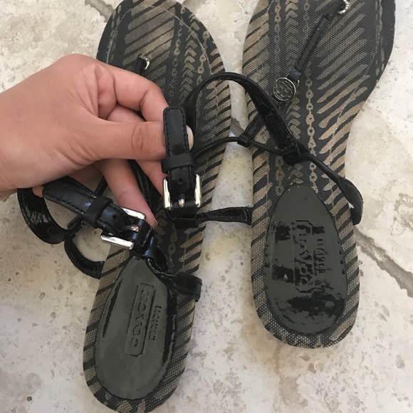 Authentic COACH 'Shirley' T strap thong sandal - Picture 6 of 8