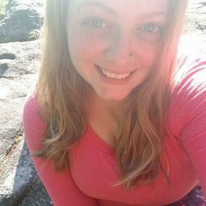 Meet your Posher, Becca