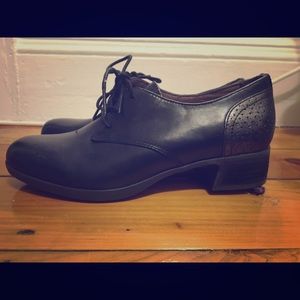 Dansko Boss Lady Shoe- New!