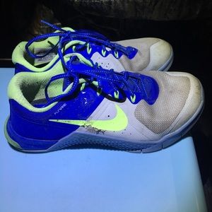 Used Nike Metcon 2’s. Size 9.5