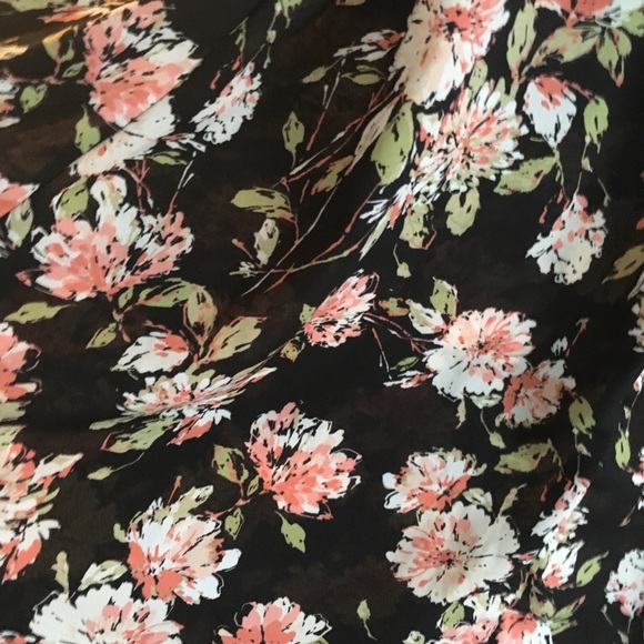 Gorgeous Black Floral Dress - Picture 2 of 5