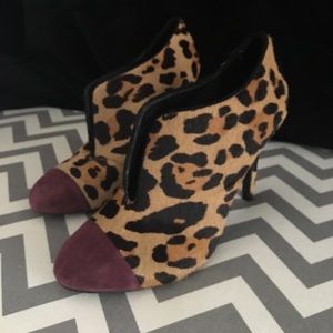 Jessica Simpson Animal Print booties