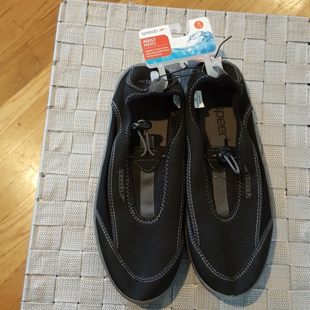 Speedo water shoes