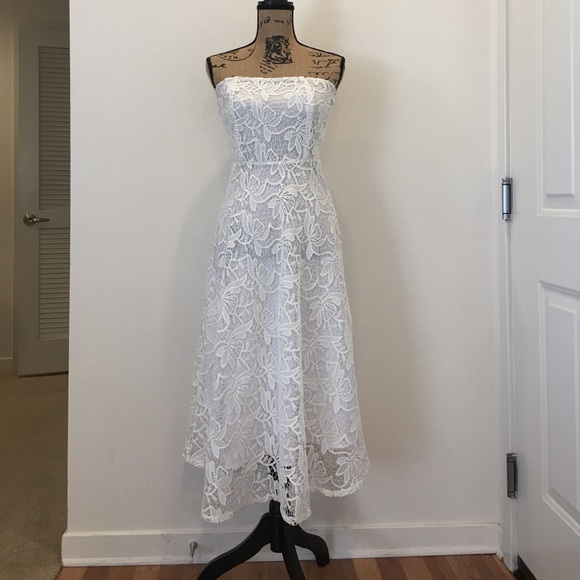 BB DAKOTA Strapless Dress - Picture 1 of 4