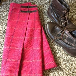 Boden NWOT Wool Magenta Plaid skirt 4