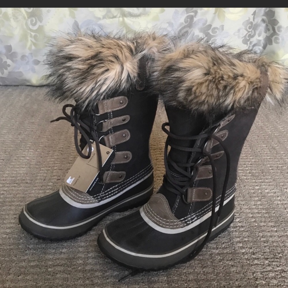 BRAND NEW WITH TAG Sorel brown boots