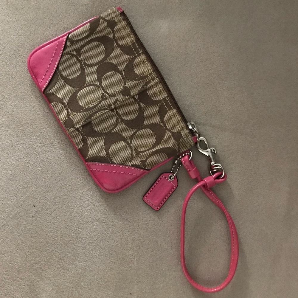 Wristlet