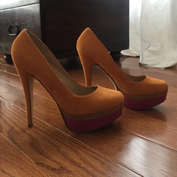 ALDO Genuine Leather Suede Pumps - Picture 3 of 3
