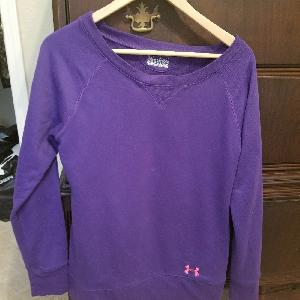 Under Armour sweatshirt
