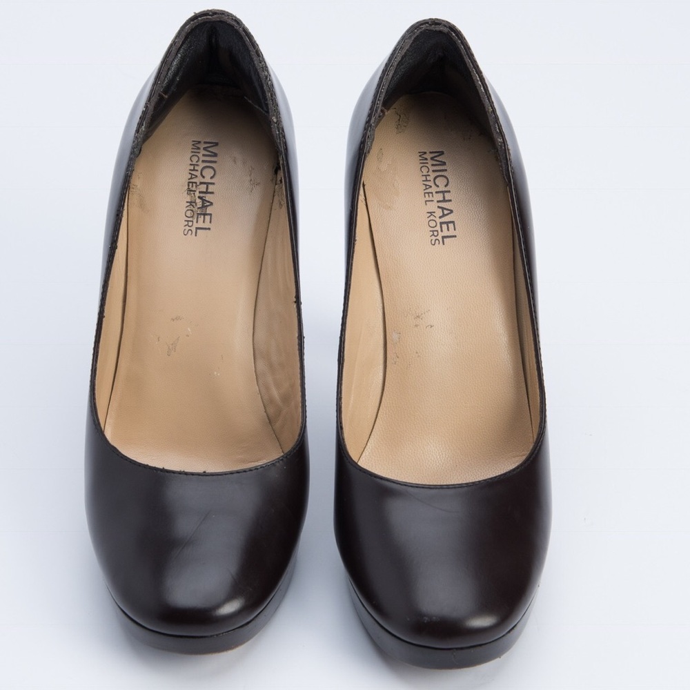 Michael Kors platform pumps 7.5!