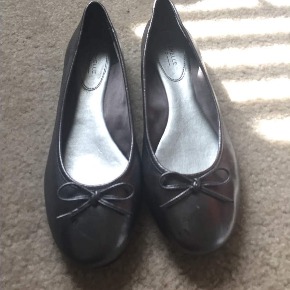 Silver bow flats