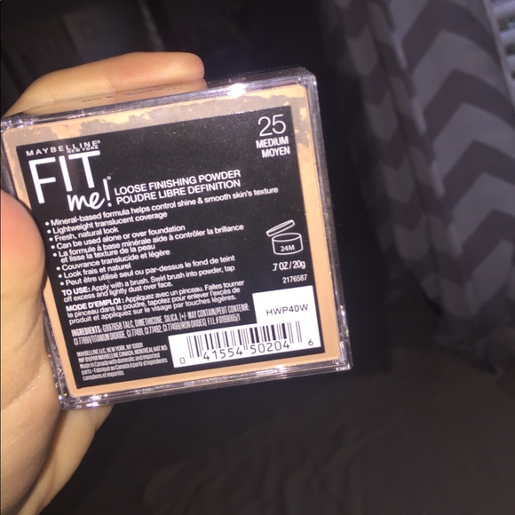FIT ME FINISHING POWDER - Picture 3 of 3