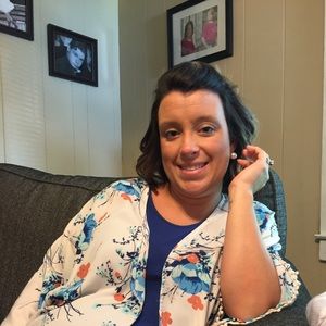 Meet your Posher, Nicole