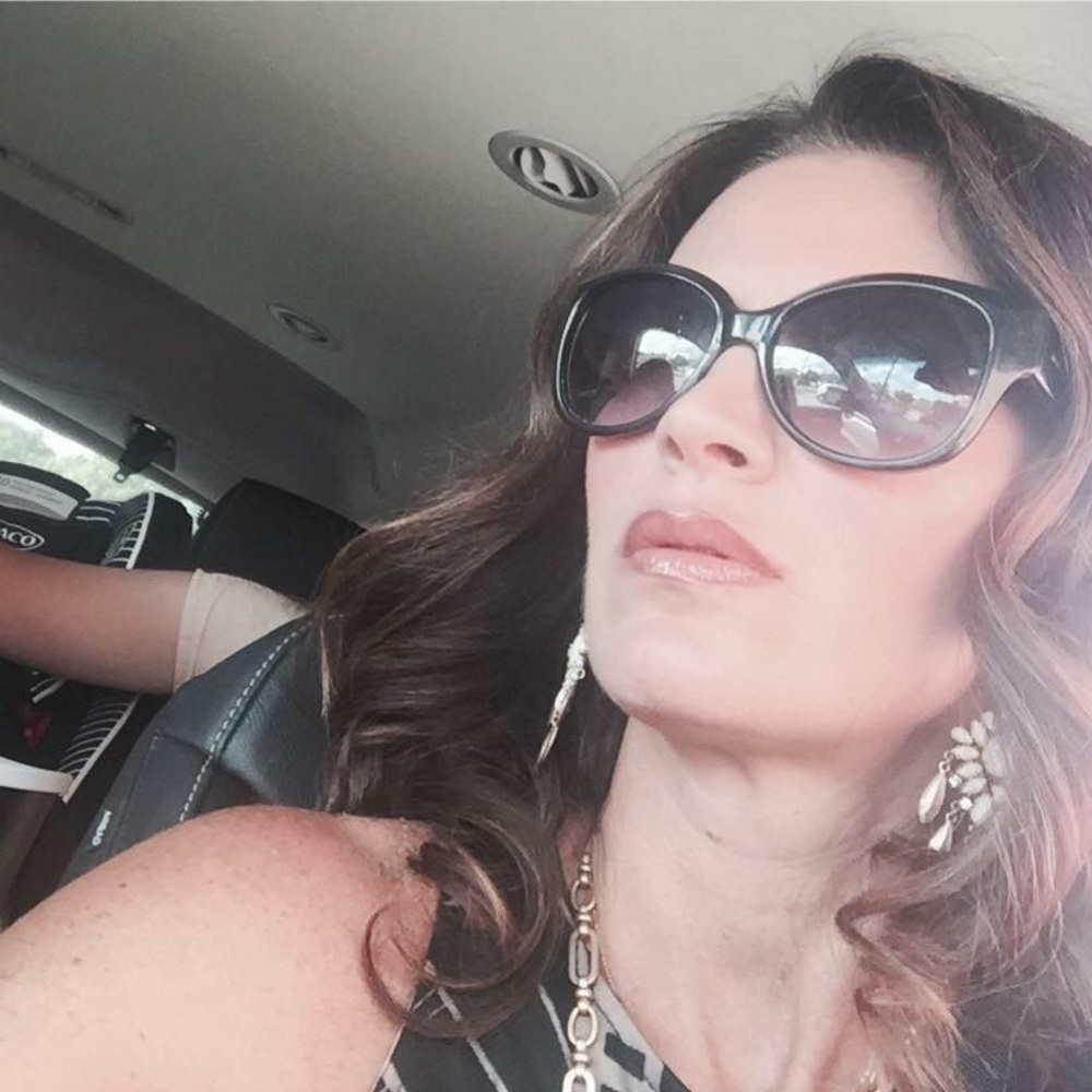 Meet your Posher, Julie