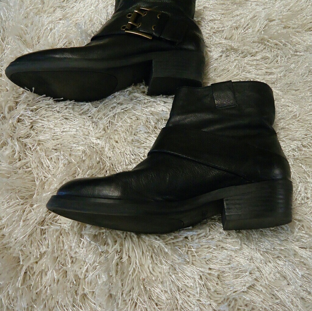 Leather ankle boots