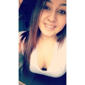 Meet your Posher, Emilia