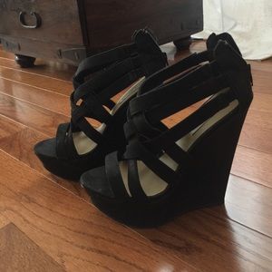 Black Strappy Steve Madden Platform Wedges