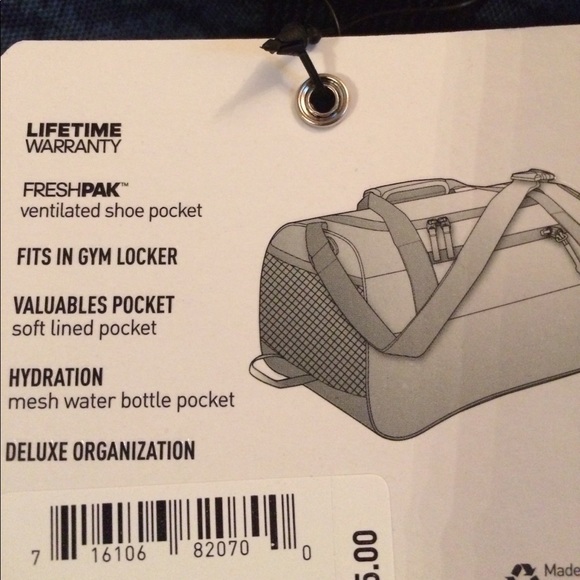 🌺 Stunning new Adidas 111 Squad Duffle bag - Picture 8 of 8