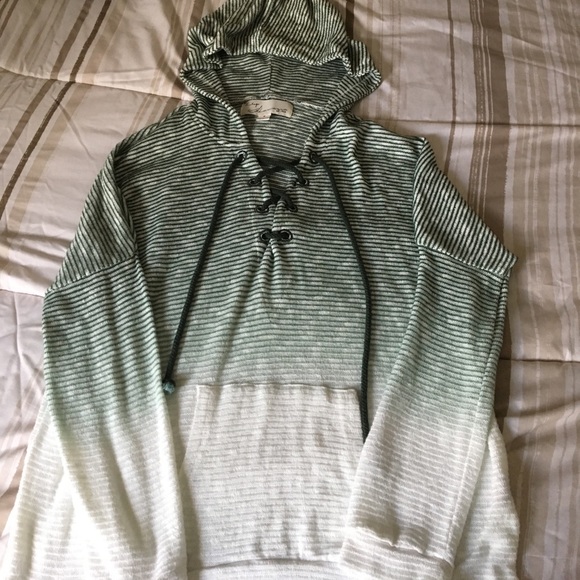 Tops - NWOT lace-up high low sweater