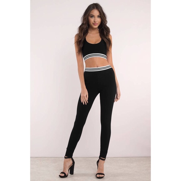 Pants - Black & White Striped High Waist Leggings Pants - Black & White Striped High Waist Leggings
