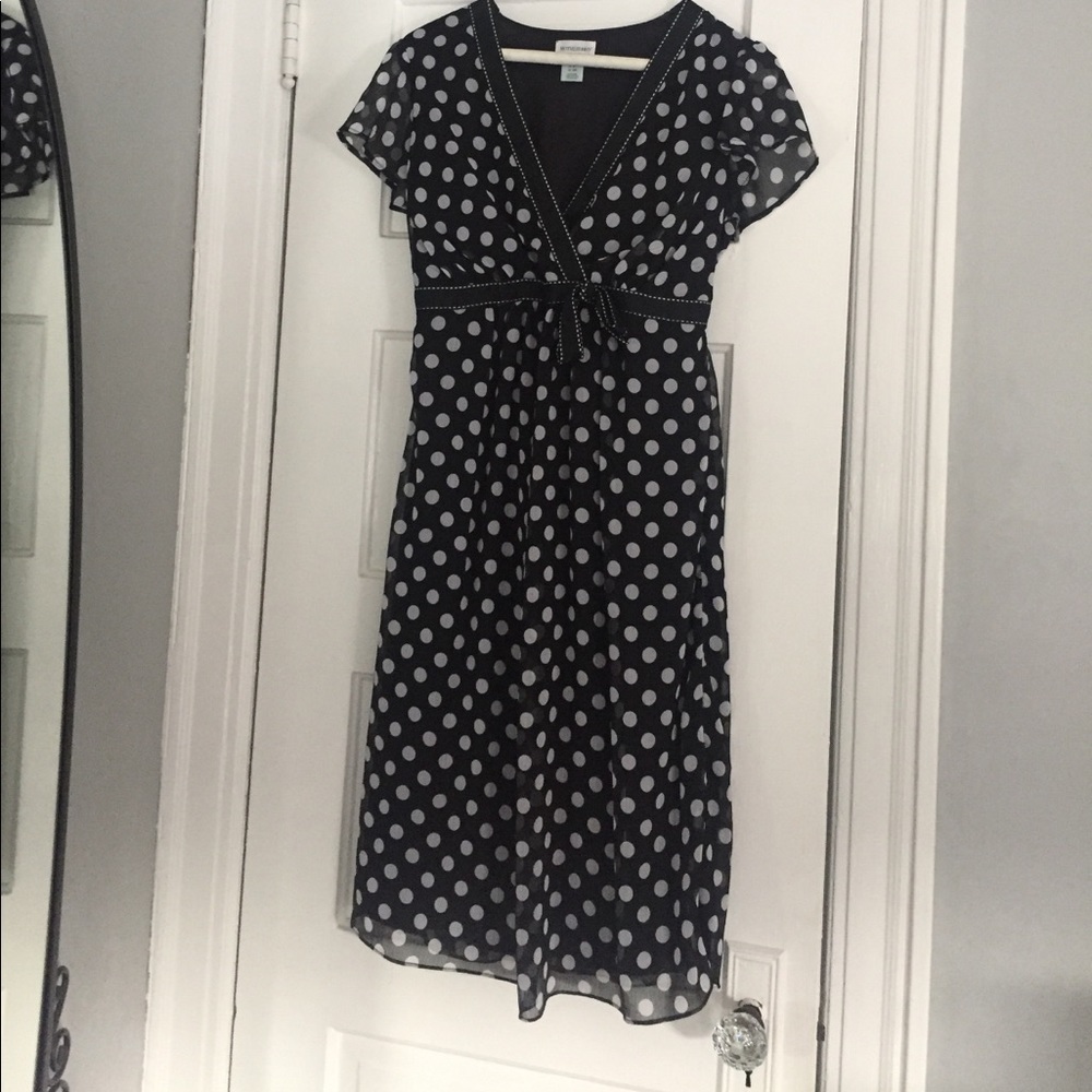 Maternity dress by Motherhood