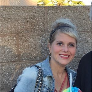 Meet your Posher, Kimberlee