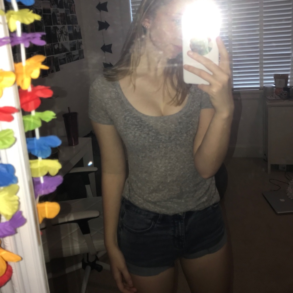 American Eagle Grey T-shirt