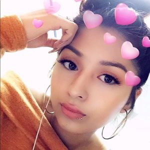 Meet your Posher, Itzel