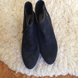 Brand new Ann Klein navy blue ankle boots
