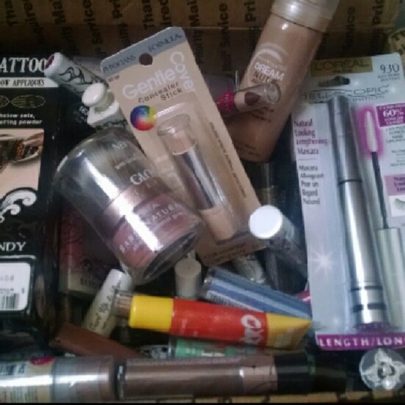 (25) Random Beauty Items, Full Sized!! - Picture 5 of 8