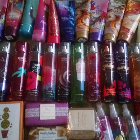 (25) Random Beauty Items, Full Sized!! - Picture 6 of 8