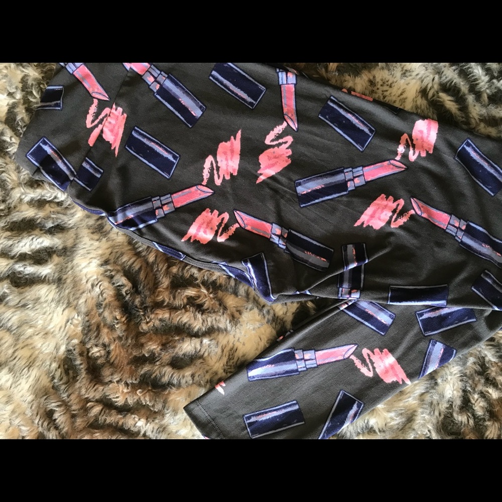 NWOT UNICORN LIPSTICK LULAROE TC LEGGINGS GREY