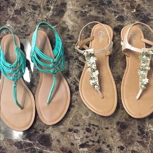 2 pair of women’s sandals