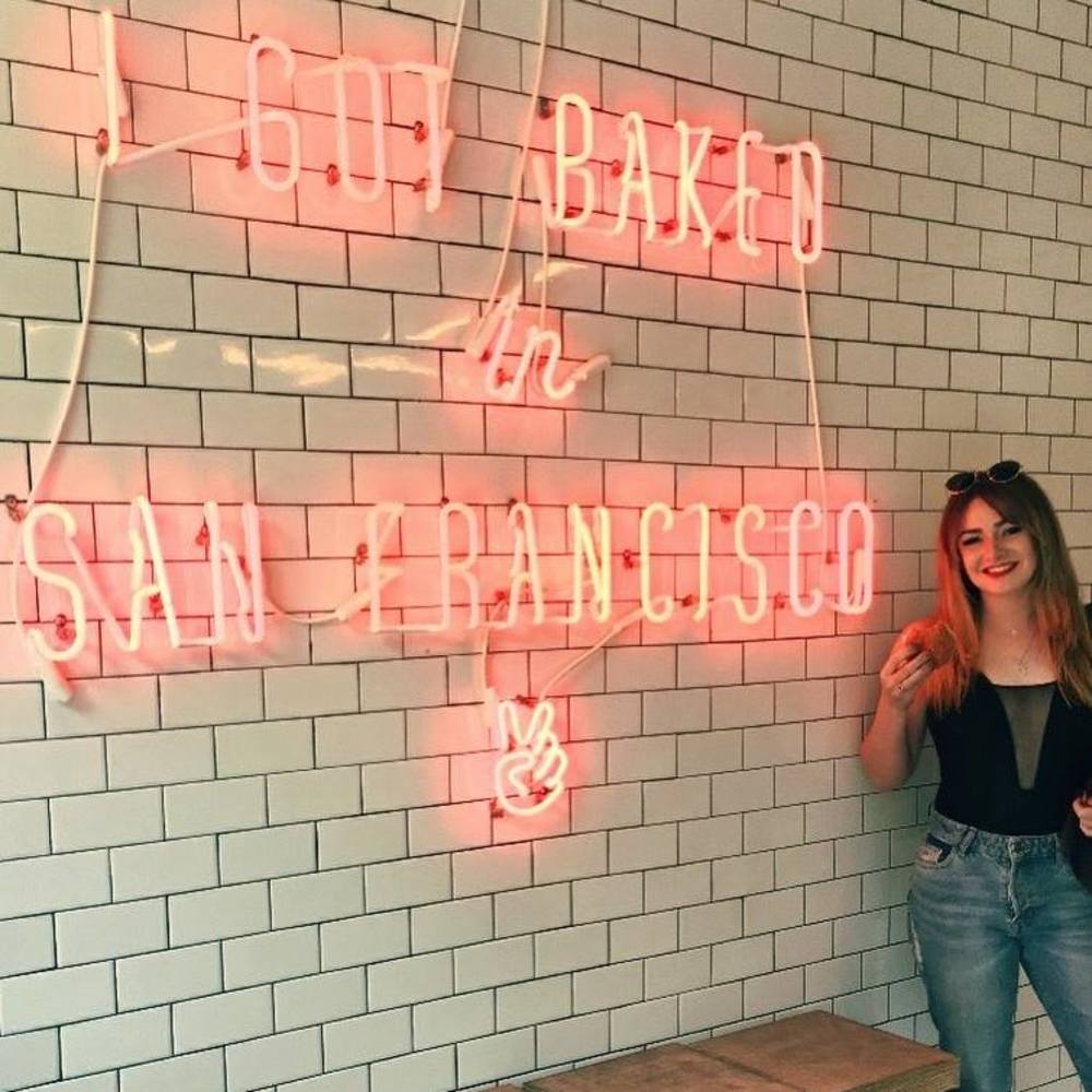 Meet your Posher, Danielle