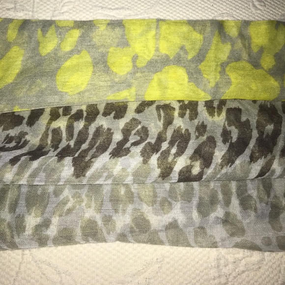 Scarf - Picture 3 of 3