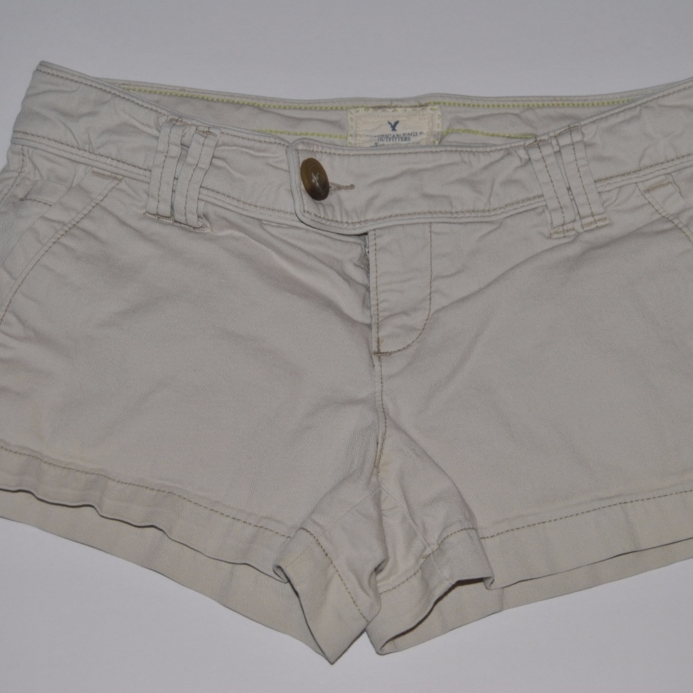 American Eagle Outfitters khaki shorts