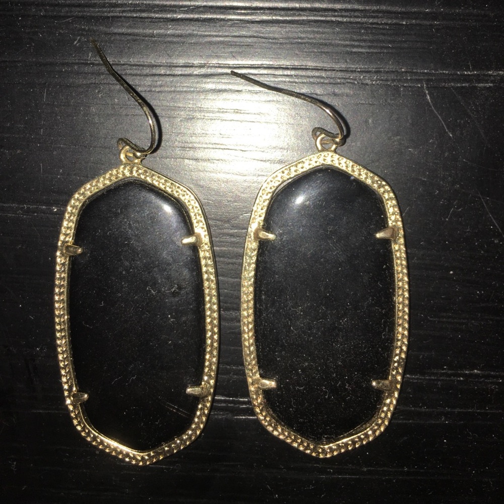 Black Kendra Scott Danielle Earrings