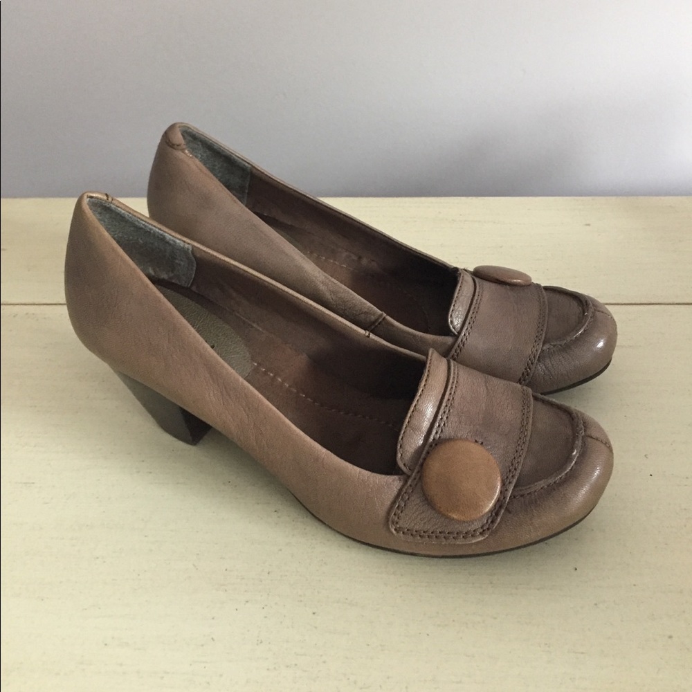 Taupe, leather loafer with short heel