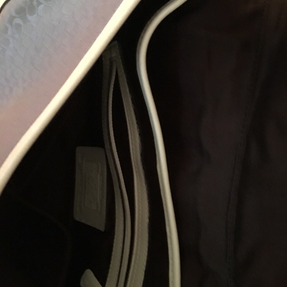 🦋🦋COACH Purse🦋🦋 - Picture 4 of 4