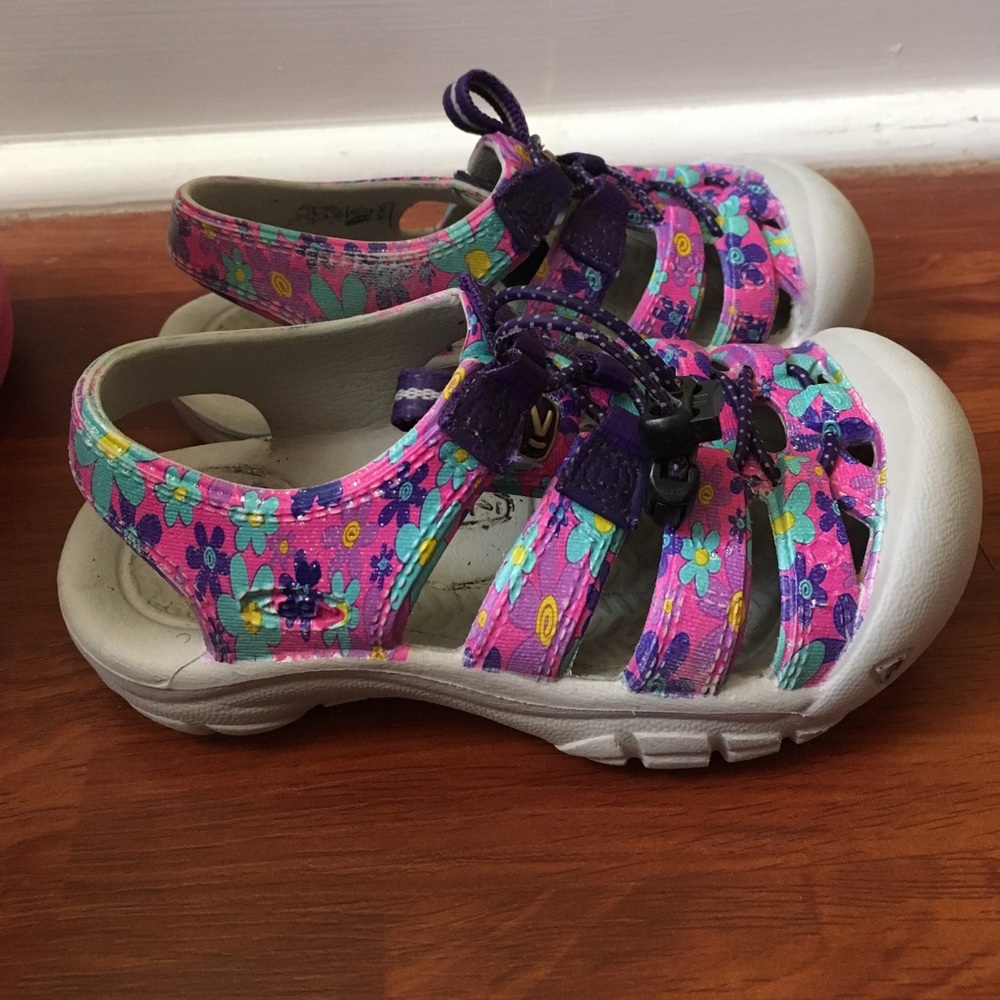 Keen shoes
