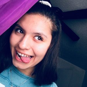 Meet your Posher, Val